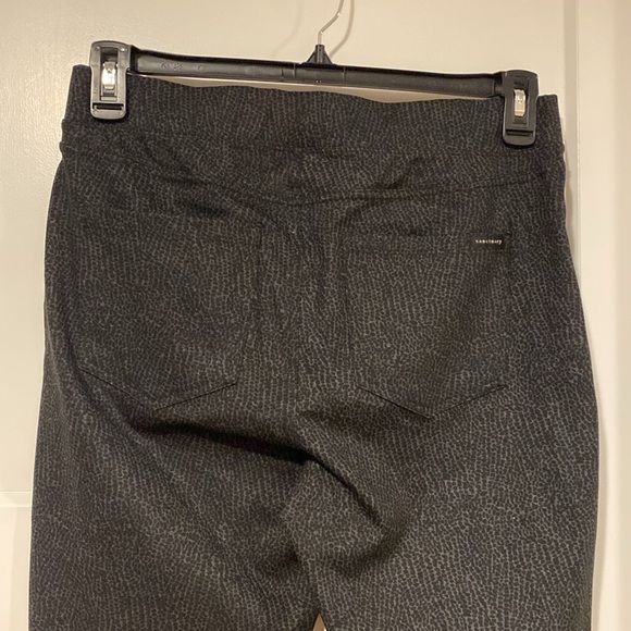 Chic pull-on black and gray stretch pants.  Sanctuary brand.  Size Large, NWT. - Picture 2 of 6